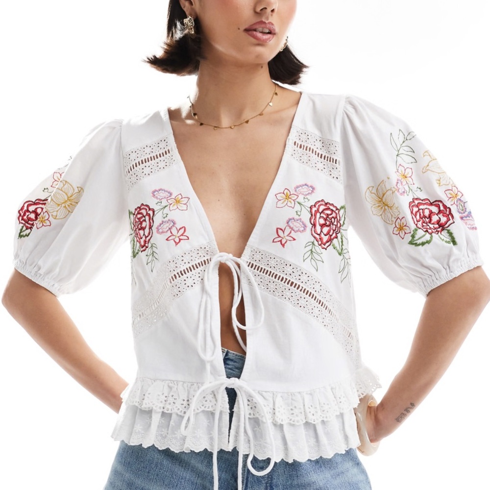 ASOS DESIGN Tie Front Top with Floral Embroidery, Size S